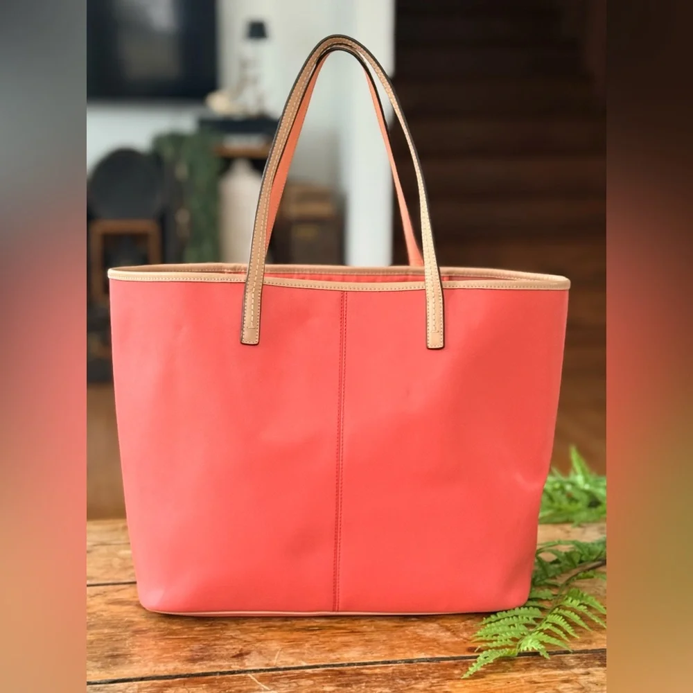 COACH Park Metro B4 Coral Leather Tote Handbag 24341 - Picture 5 of 16